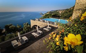 Dominio Mare Resort & Spa